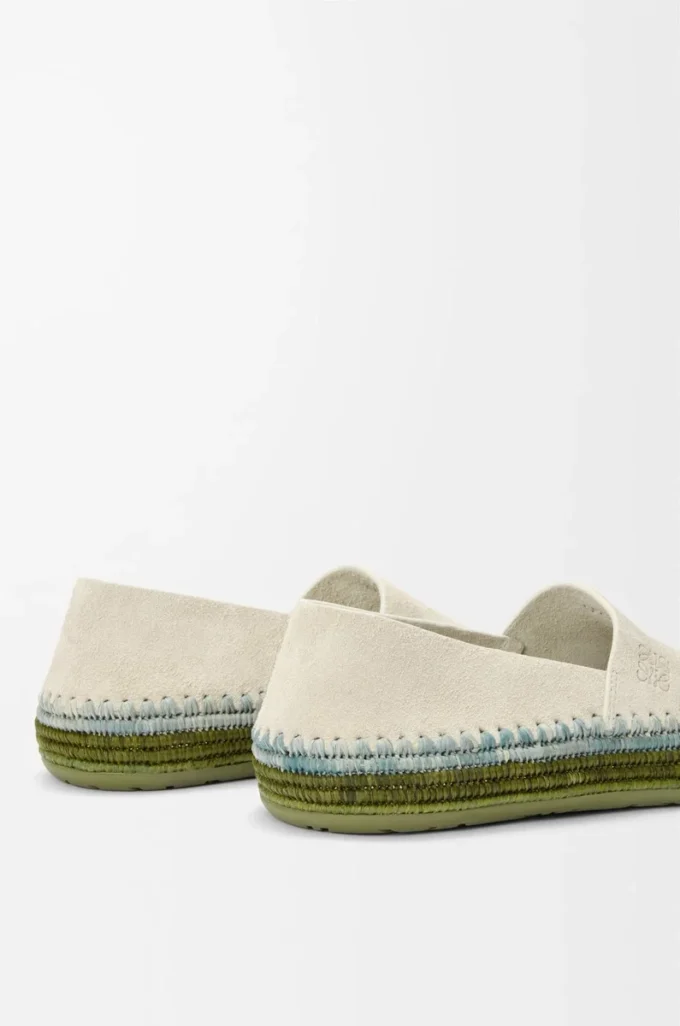 Rio Slipper aus Wildleder und Raffia Hellgrau