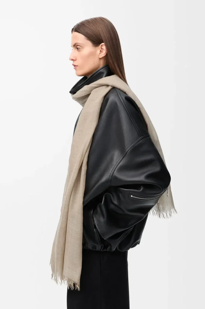 Schal aus Kaschmir Beige