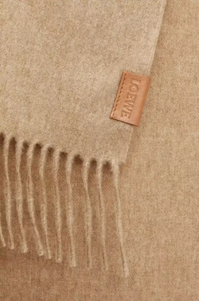 Schal aus Kaschmir Beige