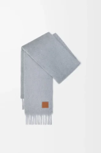 Schal aus Mohair und Wolle Hellgrau