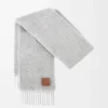 Schal aus Mohair und Wolle Hellgrau