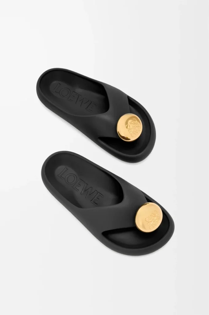 Schaumstoff-Kiesel-Sandale Schwarz/Gold