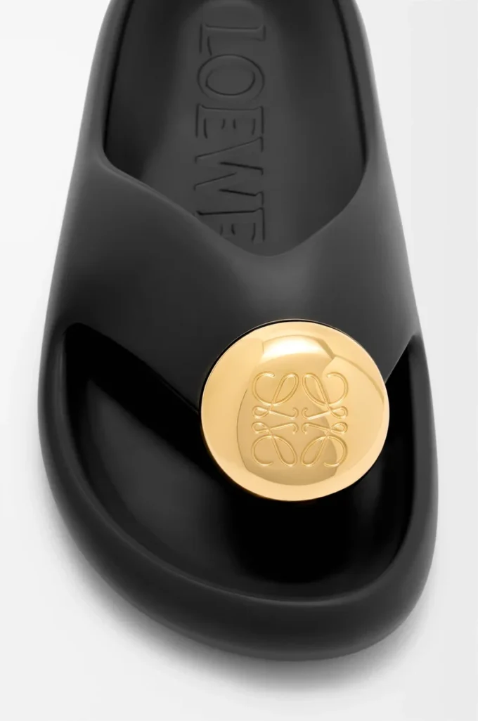Schaumstoff-Kiesel-Sandale Schwarz/Gold