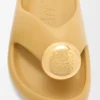 Schaumstoff-Pebble-Sandale Medium Concealer/Gold