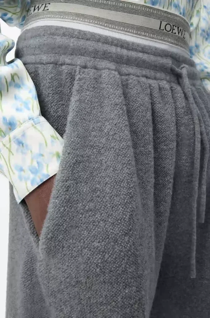 Shorts aus Wollmischung Grau meliert/Weiß