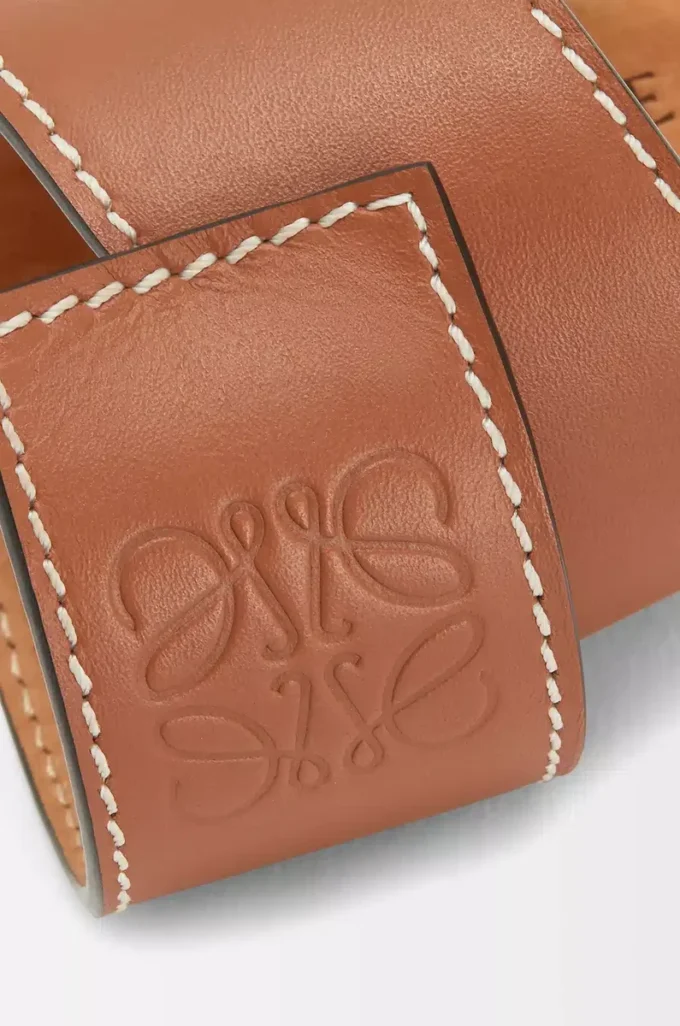Slap-Armband aus Kalbsleder in Tan