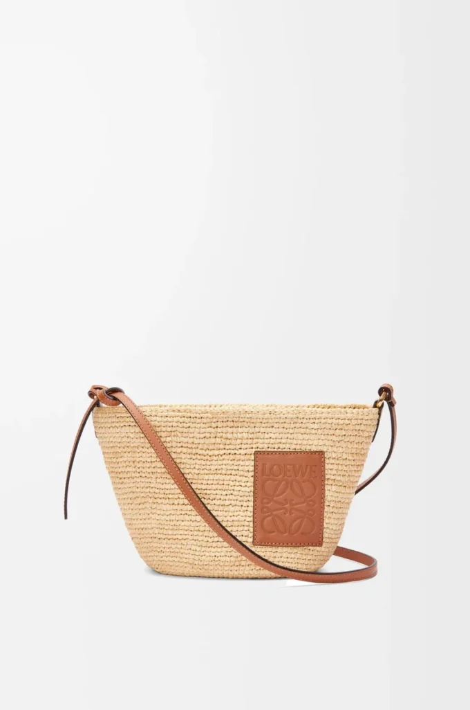 Slit Pochette-Tasche aus Raffia und Kalbsleder Natur/Hellbraun