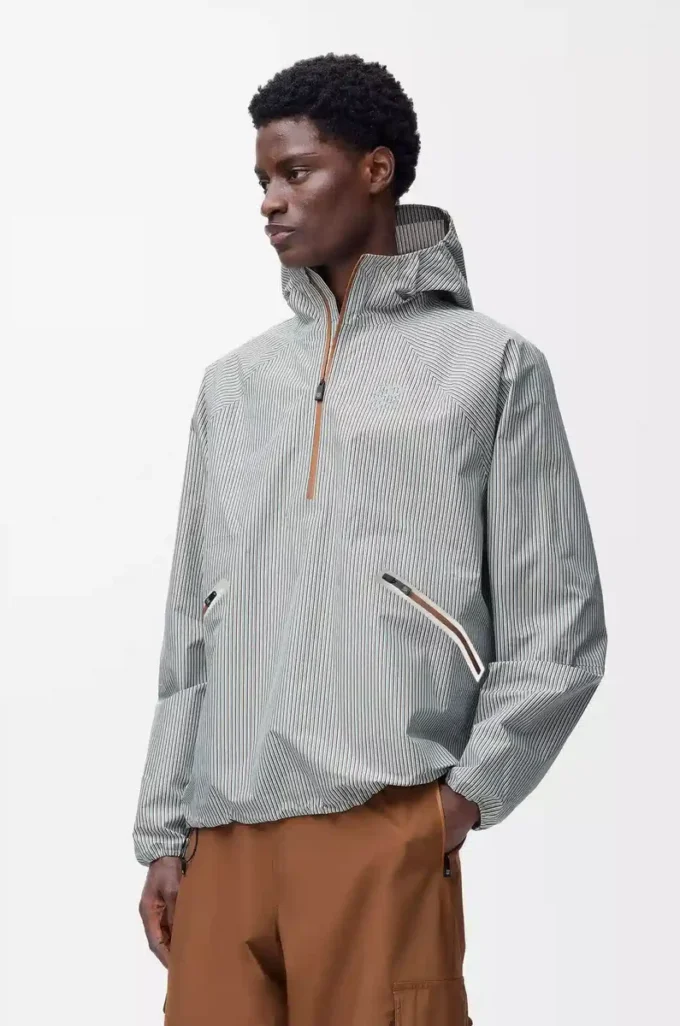 Storm Anorak aus technischem Shell-Material Beige/Blau