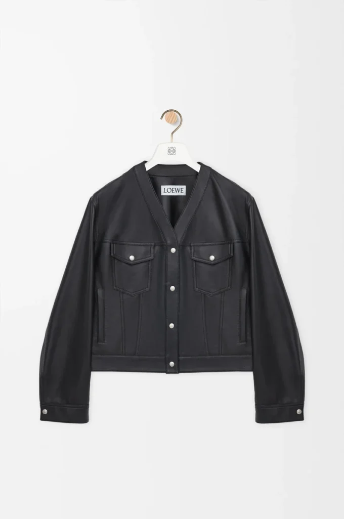 Strickjacke aus Nappalammleder in Schwarz