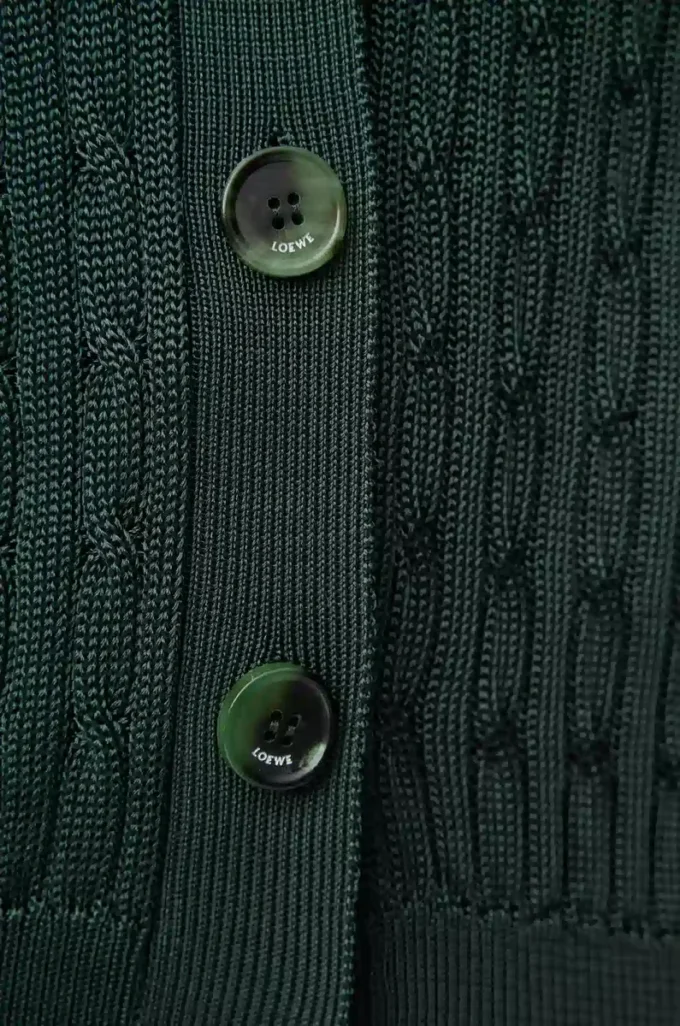 Strickjacke aus Viskose Dunkelgrün