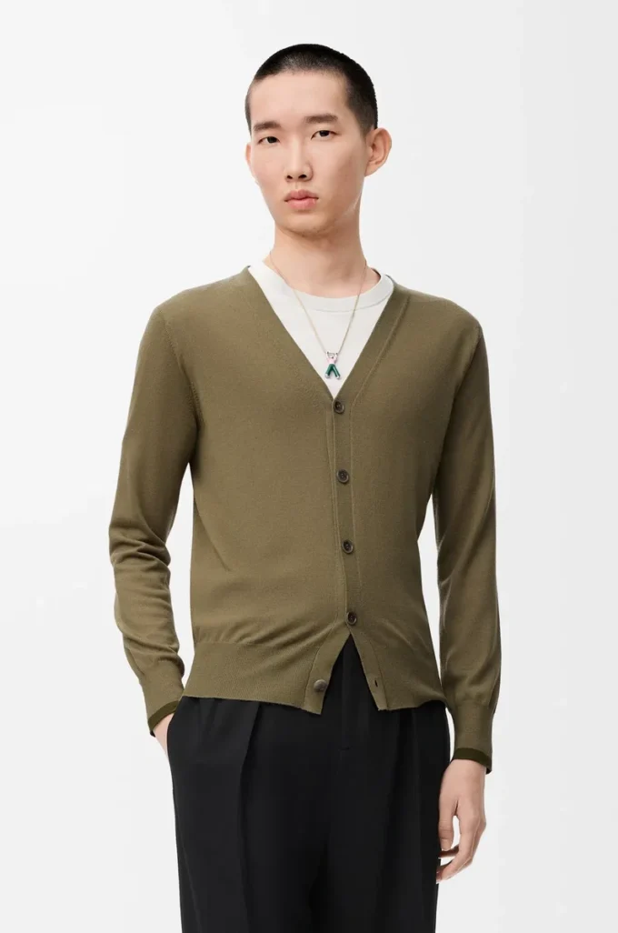 Strickjacke aus Wolle Grün/Khakigrün