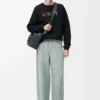 Sweatshirt in regulärer Passform aus Baumwolle Schwarz