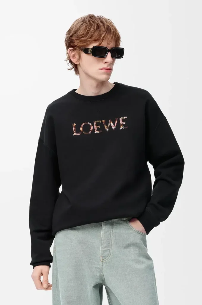 Sweatshirt in regulärer Passform aus Baumwolle Schwarz
