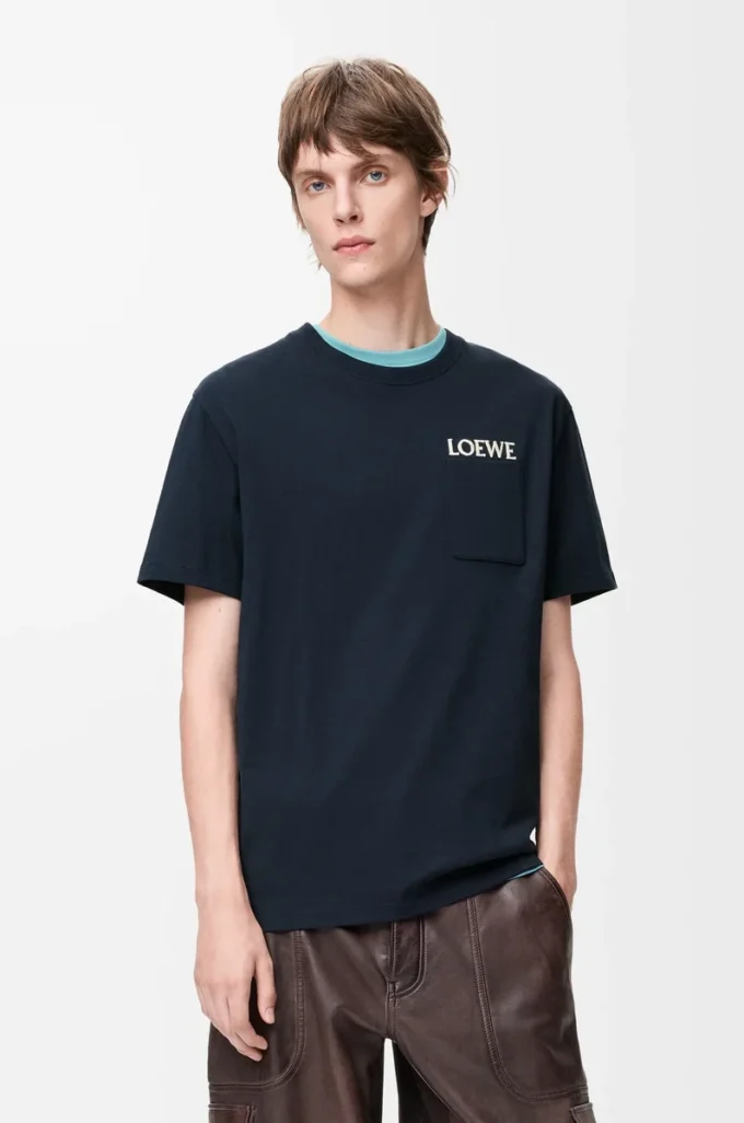 T-Shirt aus Baumwolle in Dark Navy Blue mit lockerer Passform