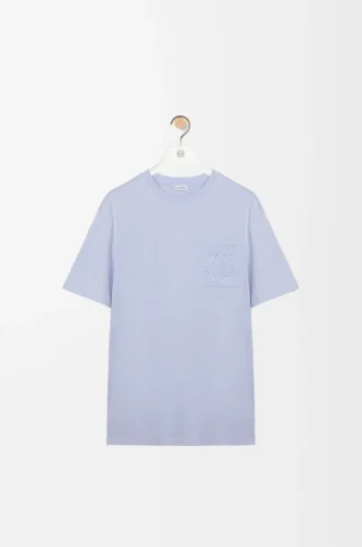 T-Shirt aus Baumwolle in hellblau mit lockerer Passform