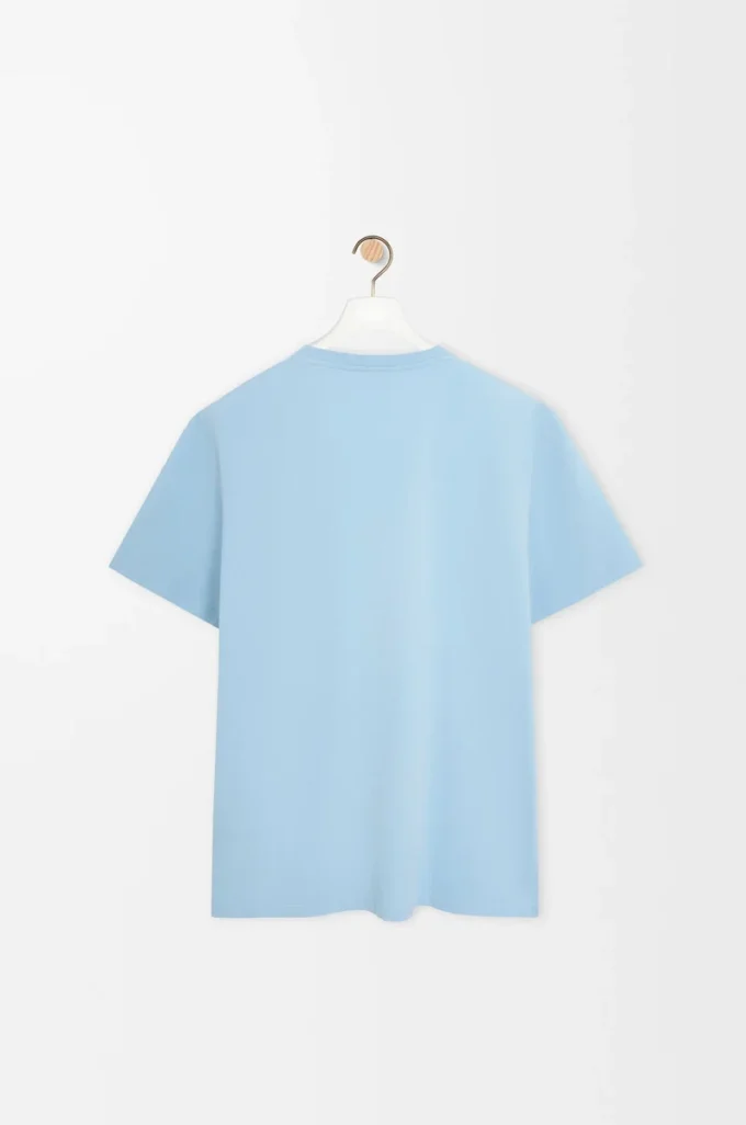 T-Shirt aus Baumwolle in hellblau mit lockerer Passform