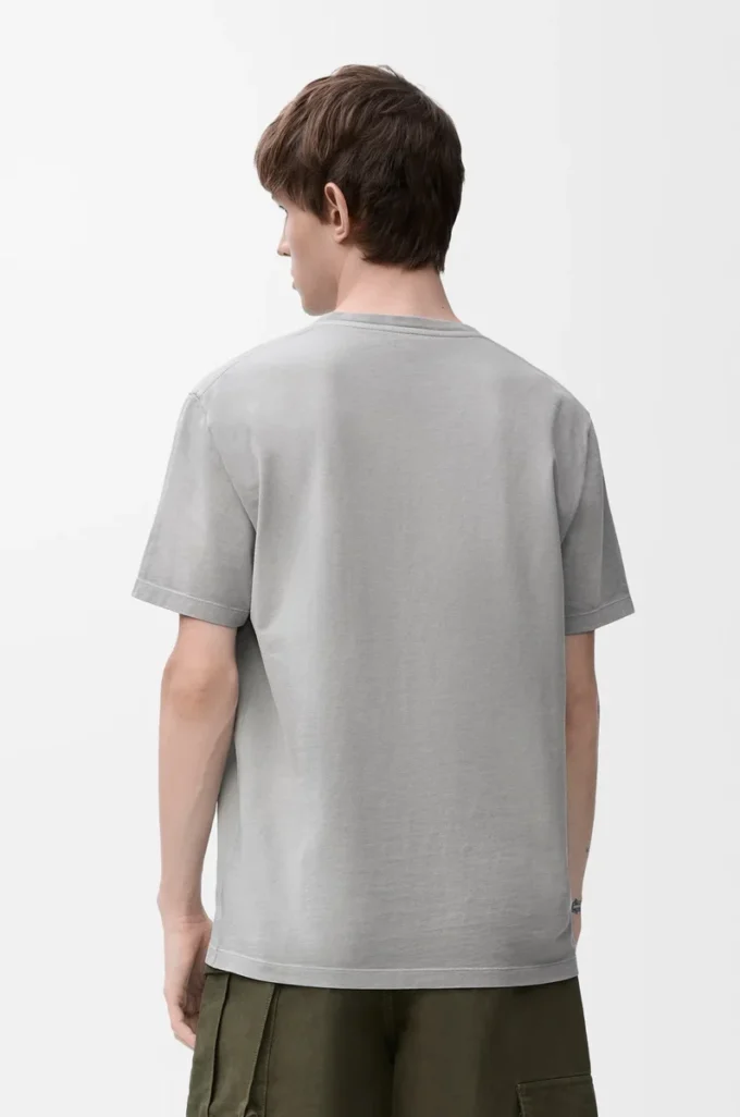 T-Shirt aus Baumwolle in hellgrau mit lockerer Passform