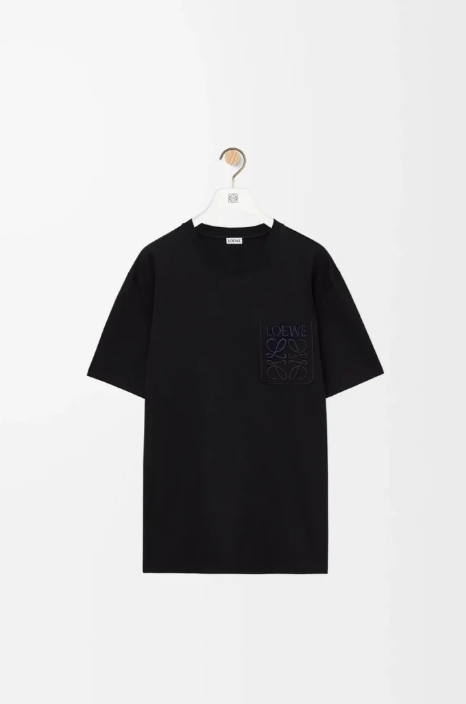 T-Shirt aus Baumwolle in lockerer Passform Schwarz