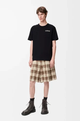 T-Shirt aus Baumwolle in lockerer Passform Schwarz