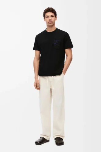 T-Shirt aus Baumwolle in lockerer Passform Schwarz