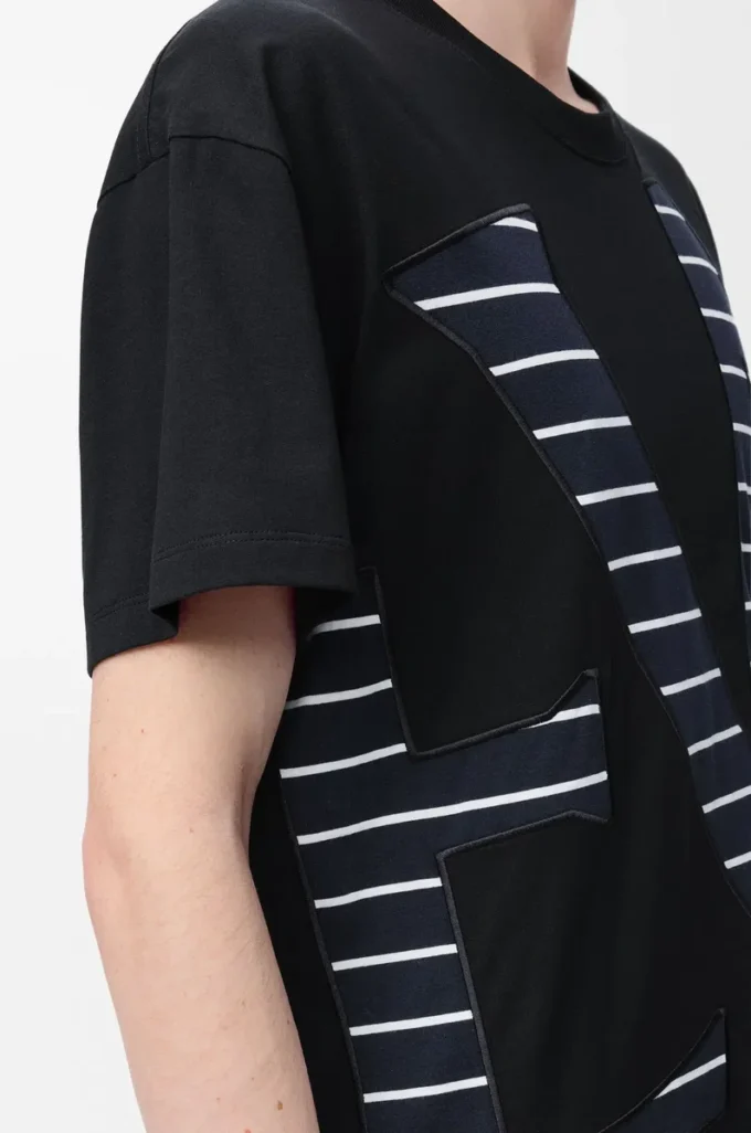 T-Shirt aus Baumwolle in lockerer Passform Schwarz