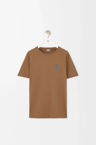 T-Shirt aus Baumwolle in regulärer Passform, Farbe Camel