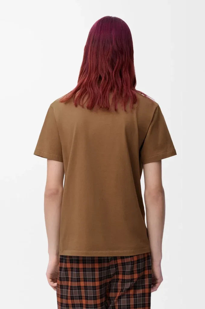 T-Shirt aus Baumwolle in regulärer Passform, Farbe Camel