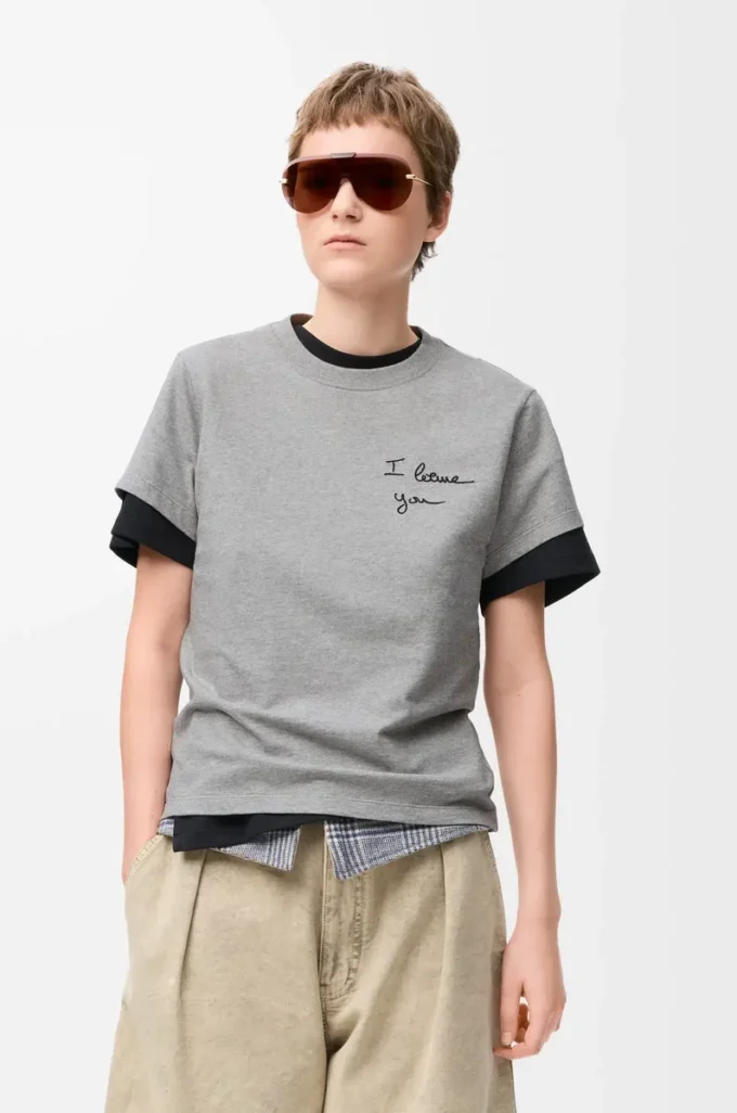 T-Shirt in regulärer Passform aus Baumwolle Grau meliert