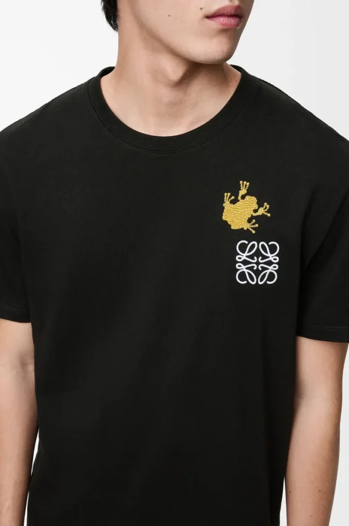 T-Shirt mit lockerer Passform aus Baumwolle in Schwarz/Mehrfarbig
