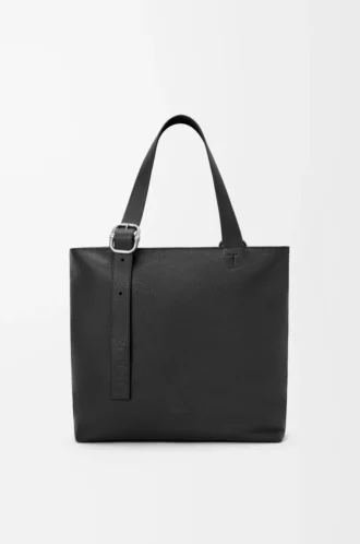 Tasche mit Reißverschluss und Schlaufen aus geschmeidigem genarbtem Kalbsleder Schwarz