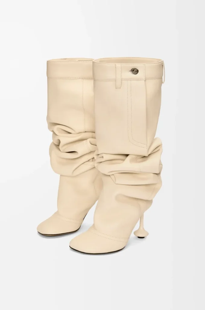 Toy Overknee-Stiefel aus Nappa-Lammleder in Hafermilch