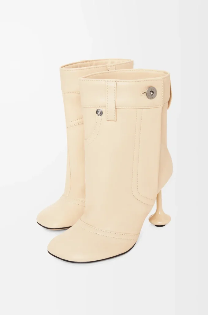 Toy Panta Stiefeletten aus Nappalammleder Oat Milk