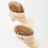 Toy Panta Stiefeletten aus Nappalammleder Oat Milk
