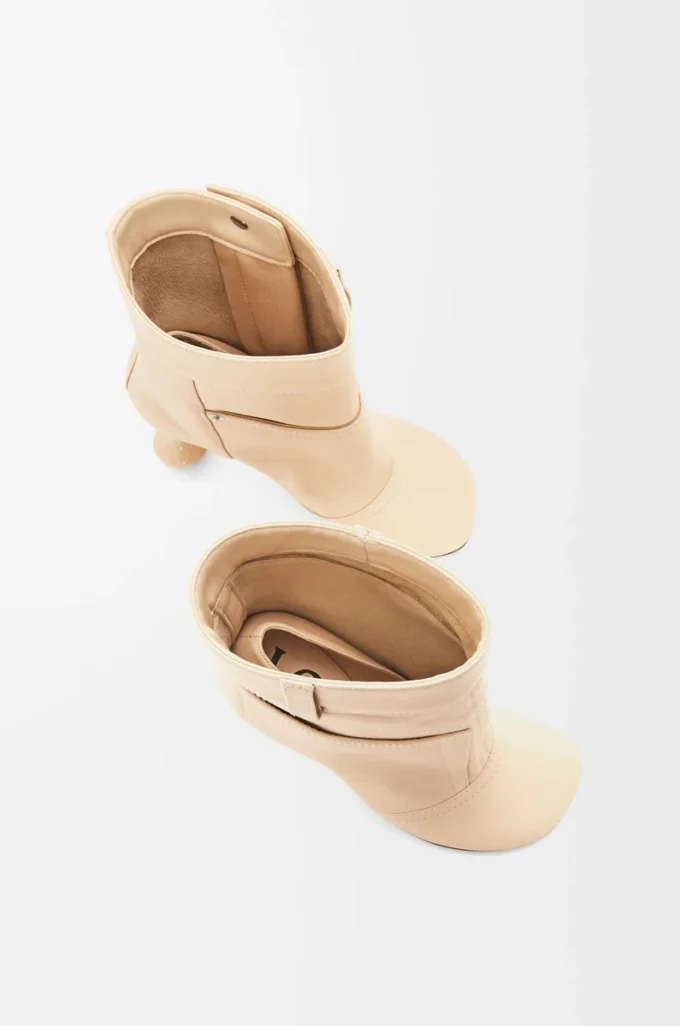 Toy Panta Stiefeletten aus Nappalammleder Oat Milk