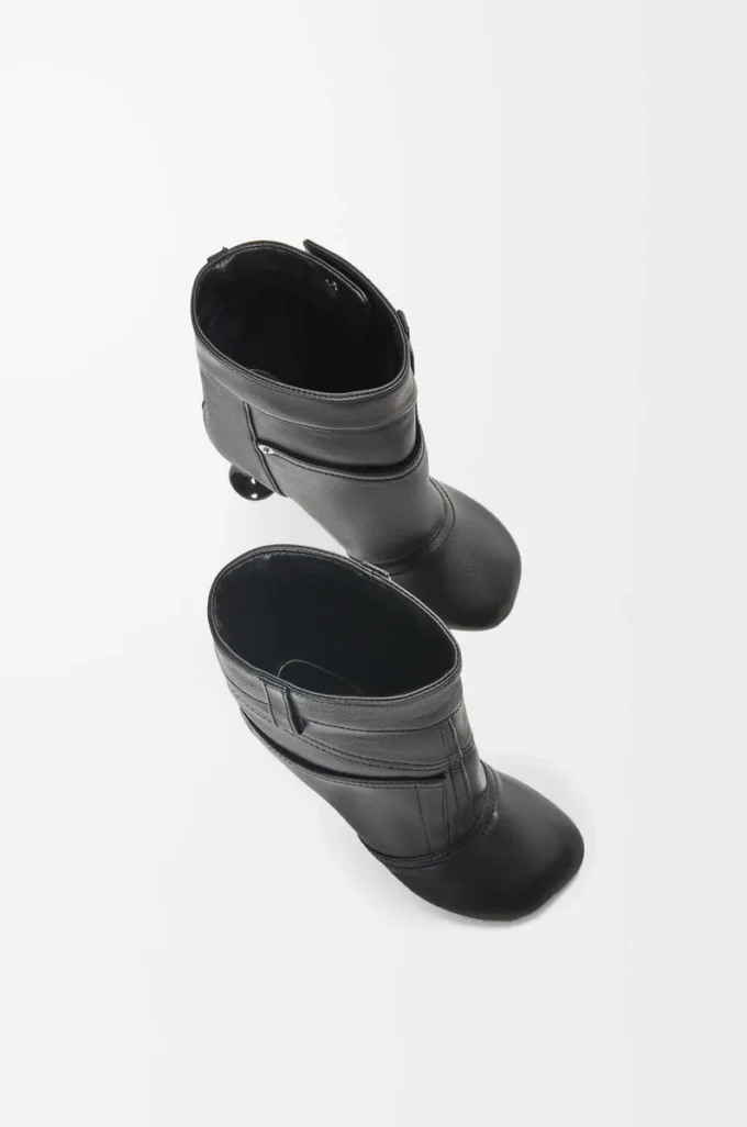 Toy Panta Stiefeletten aus Nappalammleder Schwarz
