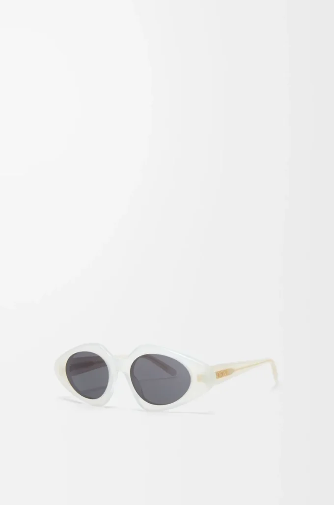 Triangle Slim Sonnenbrille Milky Ivory