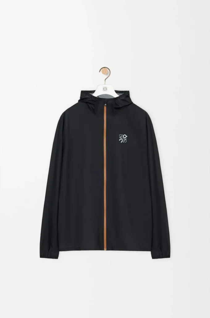 Ultra-Jacke aus technischem Shell-Material in Schwarz