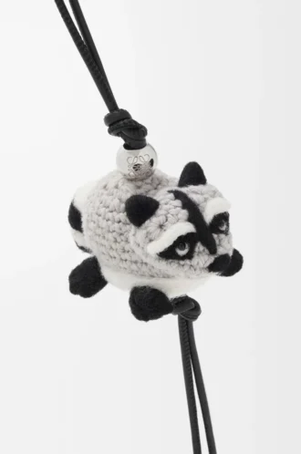 Waschbär-Anhänger aus grauem Filz