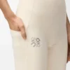 Weiche Bootcut-Hose aus technischem Jersey in Elfenbein