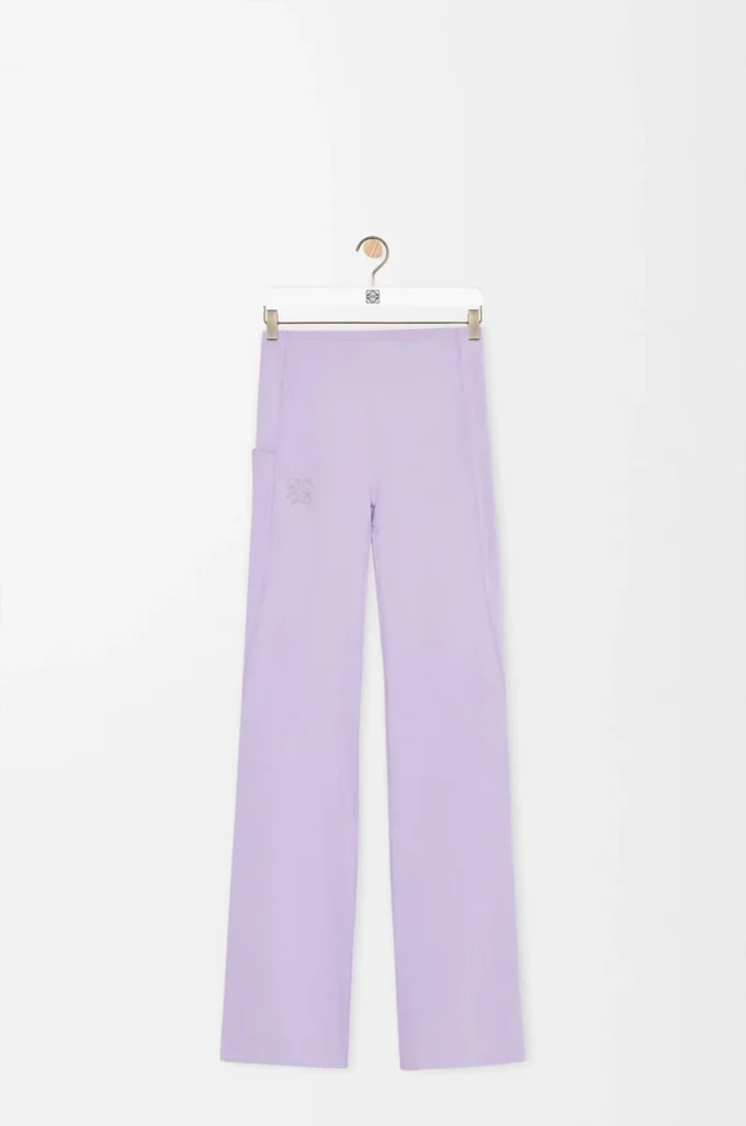 Weiche Bootleg-Hose aus technischem Jersey in Lila