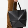 XL Puzzle Fold Tasche aus glänzendem Kalbsleder in Schwarz