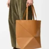 XL Puzzle Fold Tote aus glänzendem Kalbsleder Warm Desert