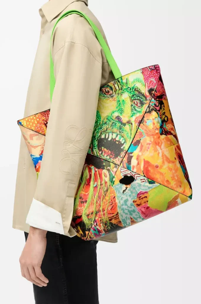 XL Puzzle Fold Tote aus klassischem Kalbsleder in Vivid Green/Multicolor