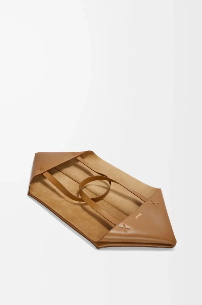 XXL Puzzle Fold Tote aus glänzendem Kalbsleder Oak