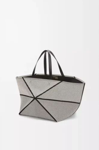 XXL Puzzle Fold Tote aus Jacquard-Canvas und Kalbsleder in Natur/Schwarz