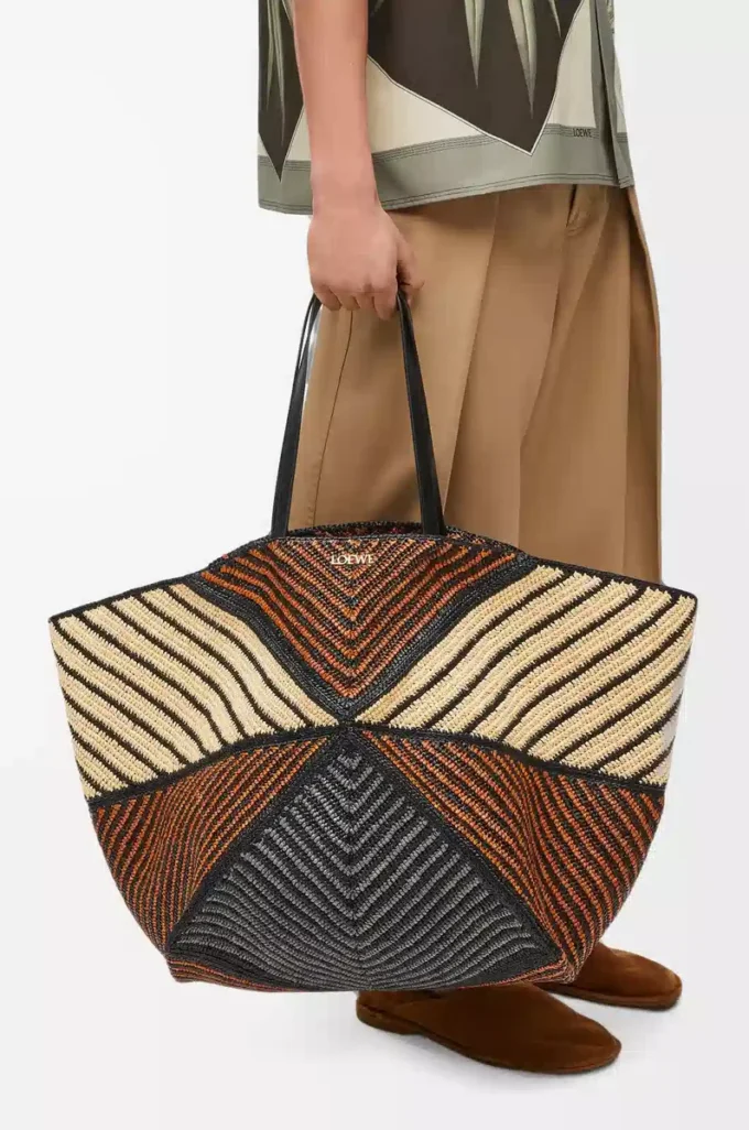 XXL Puzzle Fold Tote aus Raffia Natur/Honiggold